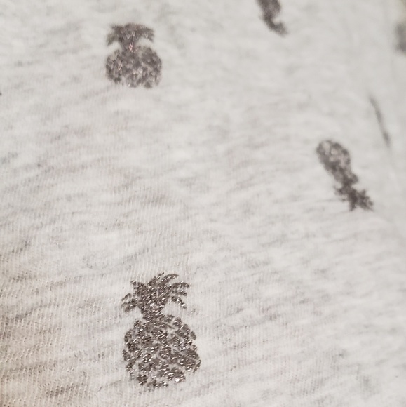 silver shimmer pineapple print scoop neck tank top - Picture 4 of 4